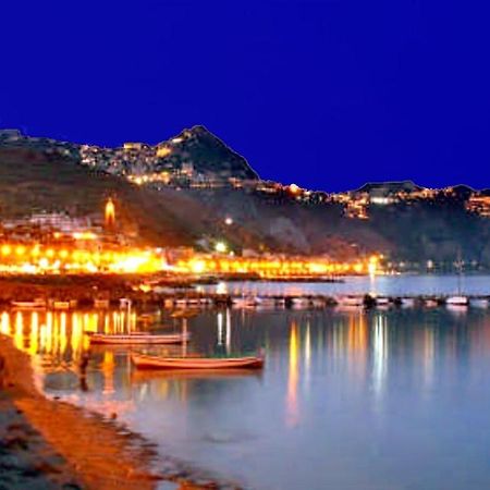 Roberto House Beach - Taormina Mare Джардини Наксос Екстериор снимка